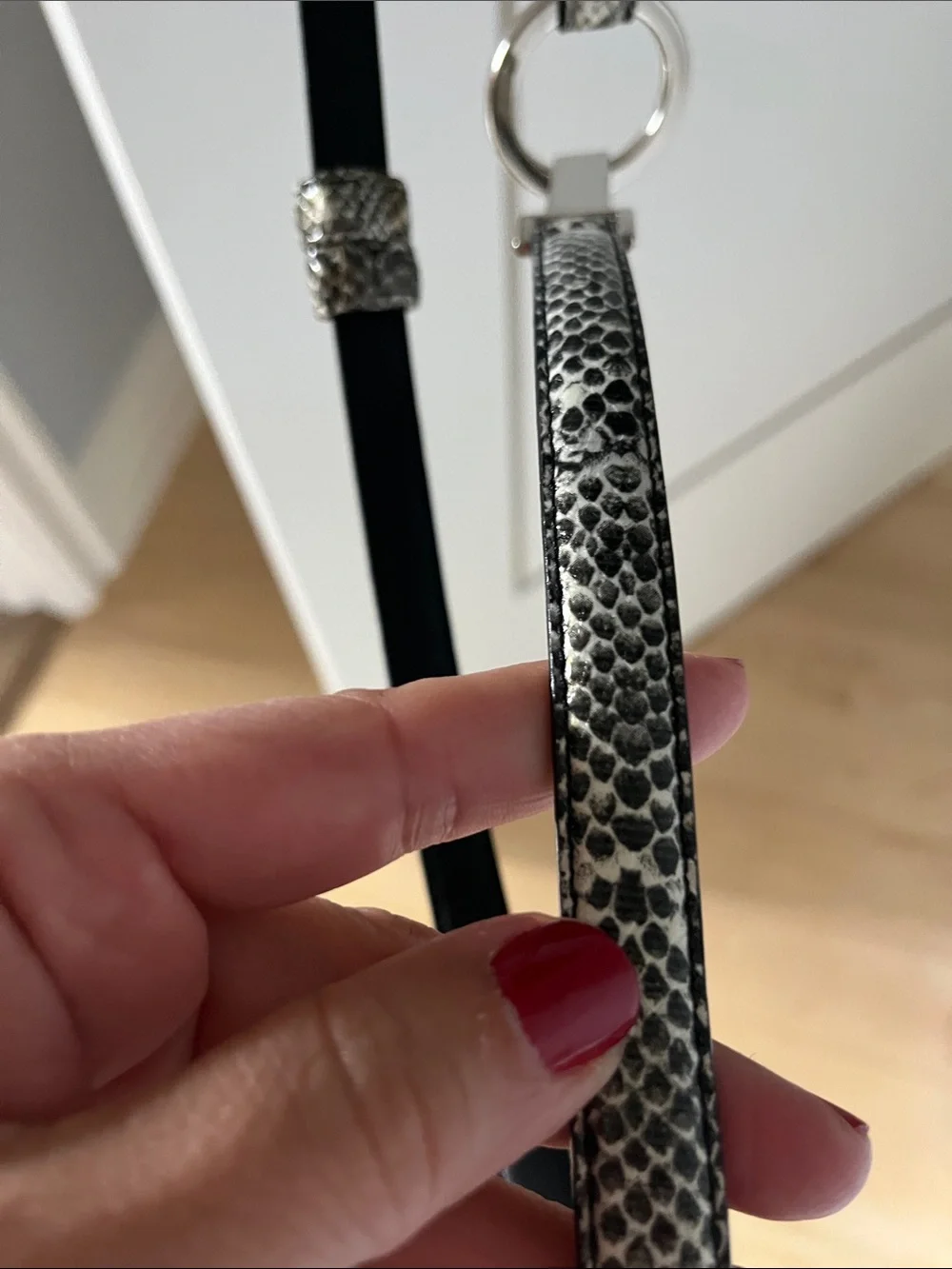 Slim Snake-Print Ring Buckle Women's Belt in Black/Gray